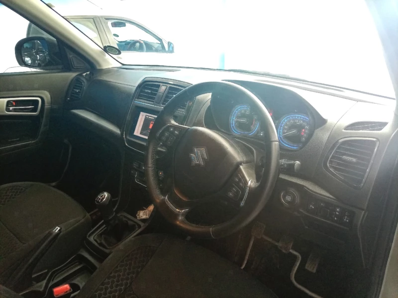 2023 Suzuki Vitara Brezza 15 Glx