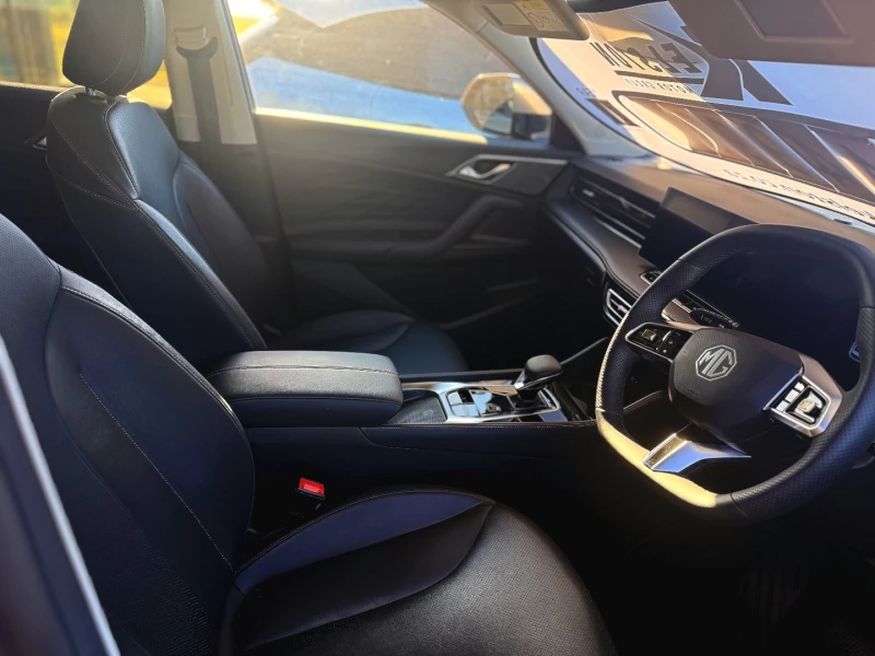 2025 Mg Hs Luxury 1.5t A/t