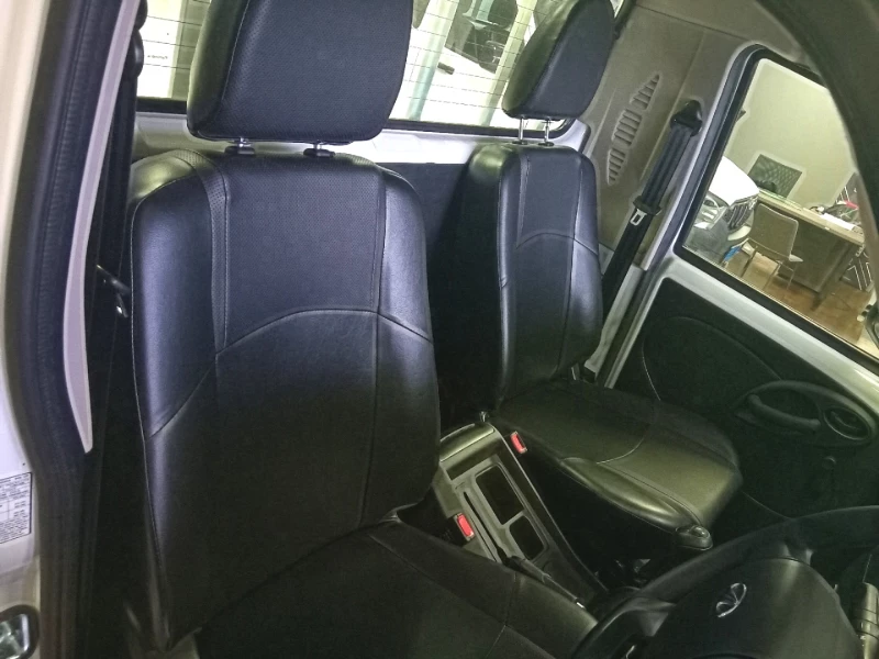 MAHINDRA PIK UP 2.2 MHAWK SC 4X2 MT S4 DROPSIDE AIRCON