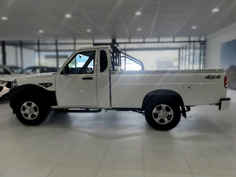MAHINDRA PIK UP 2.2 MHAWK SC 4X4 S4 AIRCON MT
