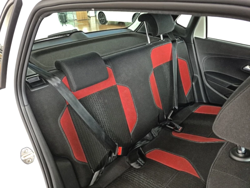 VOLKSWAGEN POLO VIVO 1.0 TSI 81KW GT