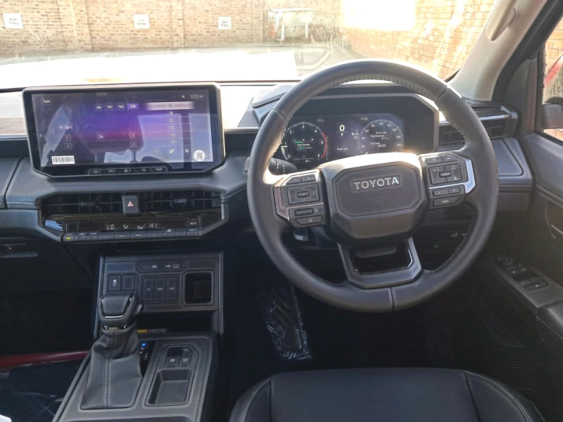 TOYOTA  HILUX XC 28 GD6 RB RAI AT