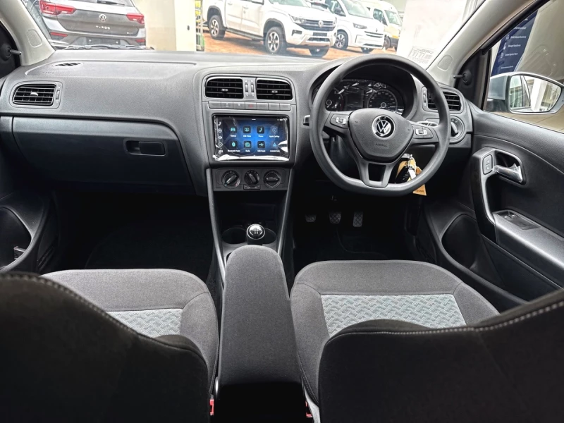 VOLKSWAGEN POLO VIVO 1.4 63KW LIFE