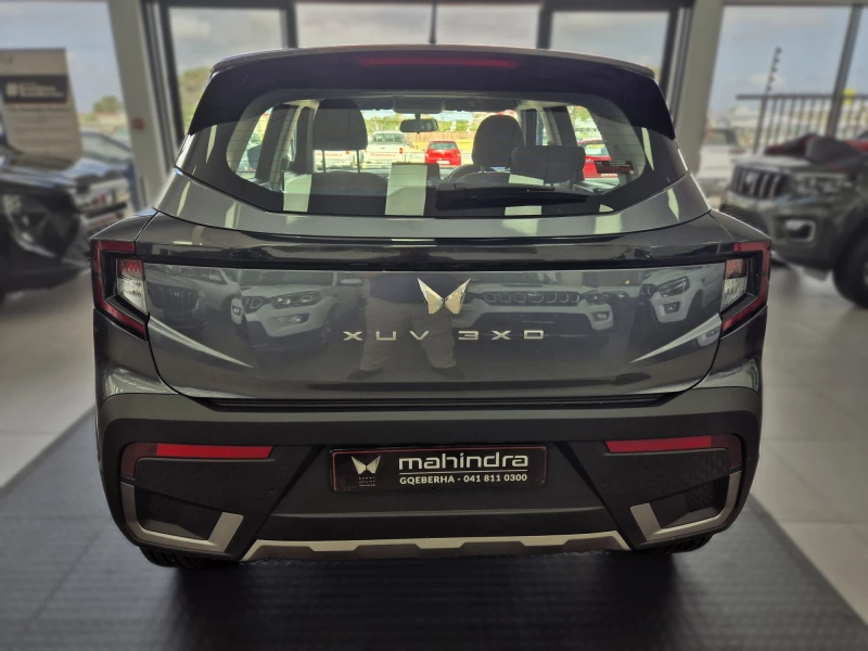 MAHINDRA XUV3X0 1.2T MX3 MT