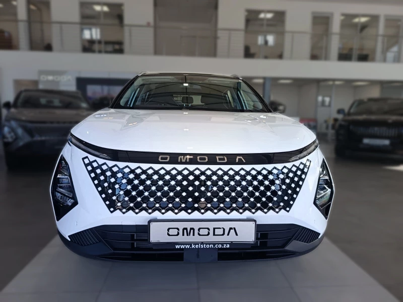 OMODA C5 HEV