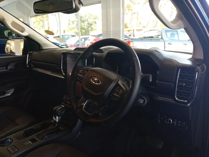 2025 Ford 2.0l Sport 10at 4x2