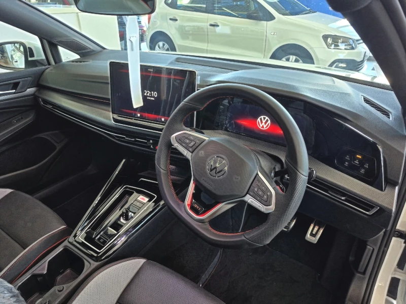 VOLKSWAGEN GOLF 8 PA 2.0 TSI 195KW GTI DSG