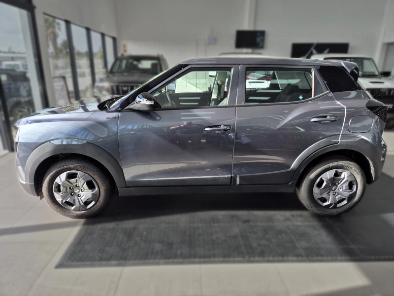 MAHINDRA XUV3X0 1.2T MX2 AT