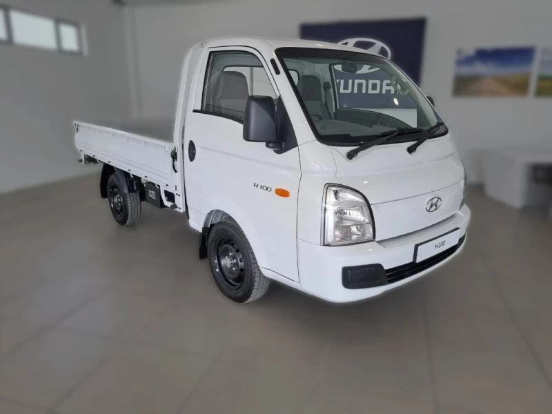 HYUNDAI H100 BAKKIE 2.6 SKD AC DECK F/L