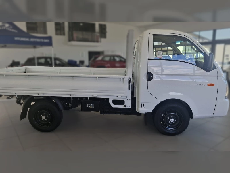 HYUNDAI H100 BAKKIE 2.6 SKD DECK F/L