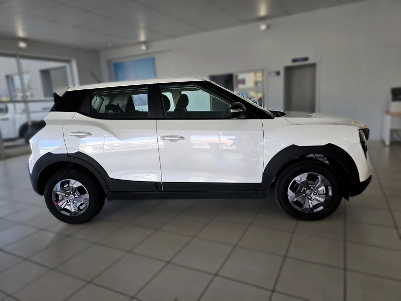 MAHINDRA XUV3X0 1.2T MX2 MT