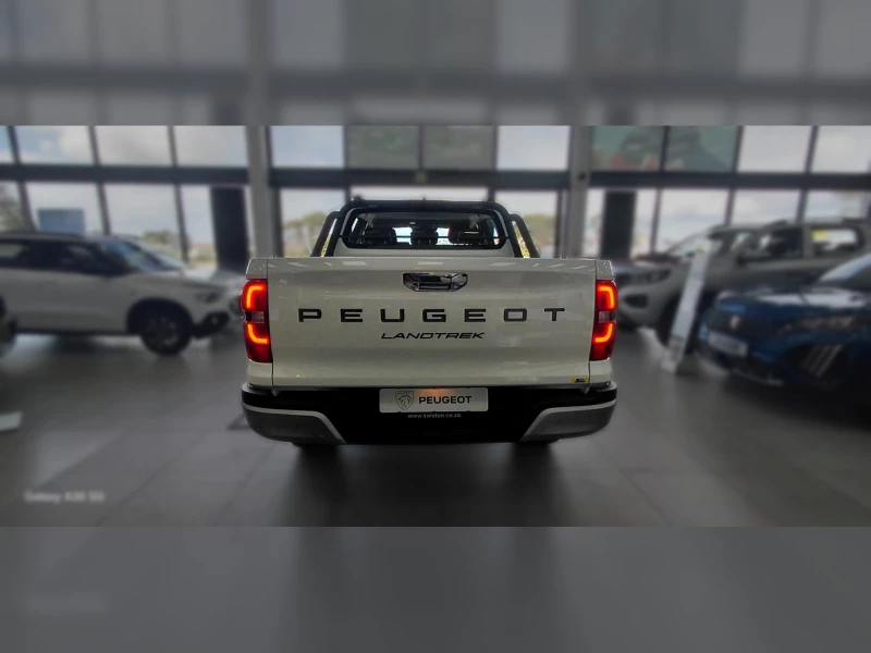 PEUGEOT LANDTREK 1.9 TD ALLURE DOUBLE CAB 4X2 AT