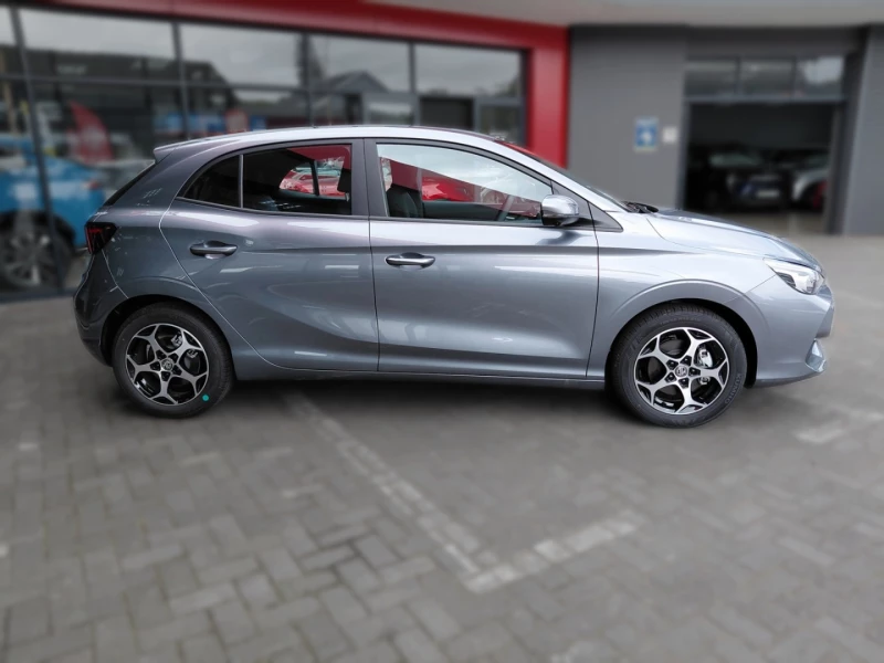 MG MG3 1.5L AT DELUX