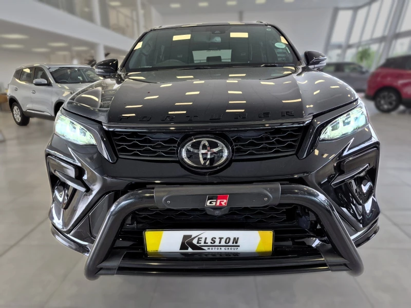 2025 Toyota Fortuner 28gd-6 4x4 Gr-s At