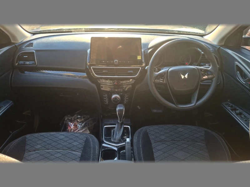 2026 Mahindra Xuv3x0 1.2t Mx3 At