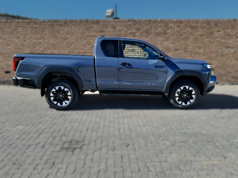 TOYOTA  HILUX XC 28GD6 4X4 RAI AT