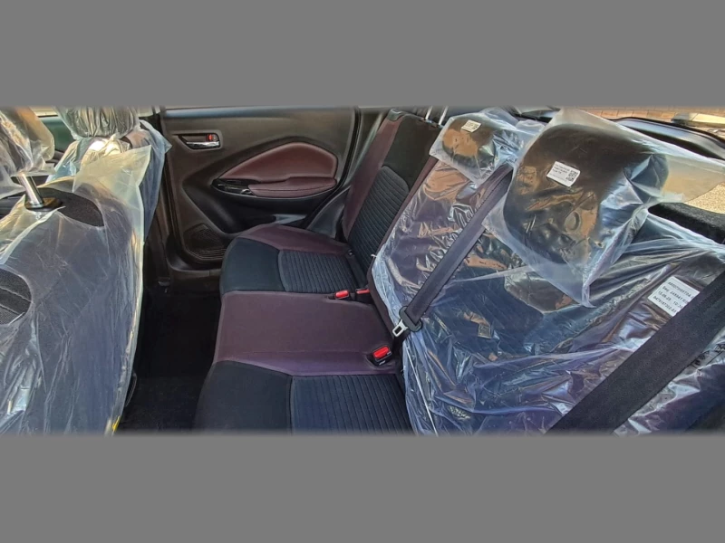 TOYOTA  STARLET CROSS 15L XR AT