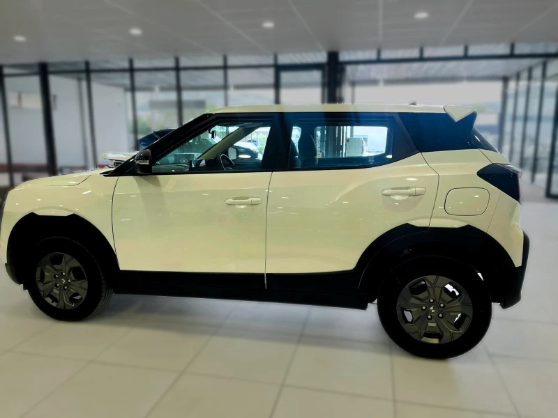 MAHINDRA XUV3X0 1.2T MX3 MT