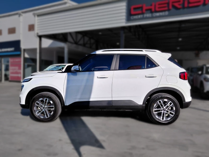 2023 HYUNDAI  VENUE 10 FLUID MT MY 22