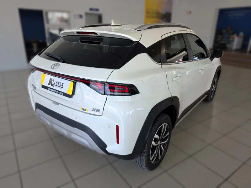 2024 Toyota Starlet Cross 15l Xr Mt
