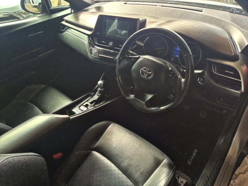 2020 Toyota C-hr 1.2 T Luxury Cvt