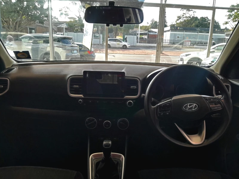 2022 Hyundai Venue 12 Motion Mt