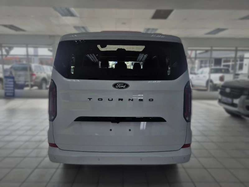 FORD TOURNEO CUSTOM 2.0L SWB TITANIUM X 8AT