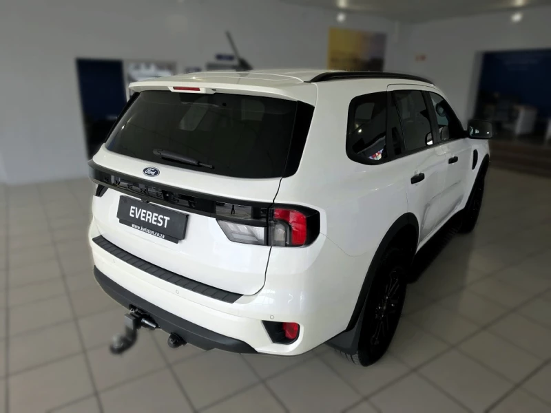 FORD EVEREST 2.0L SIT ACTIVE 4X2 10AT