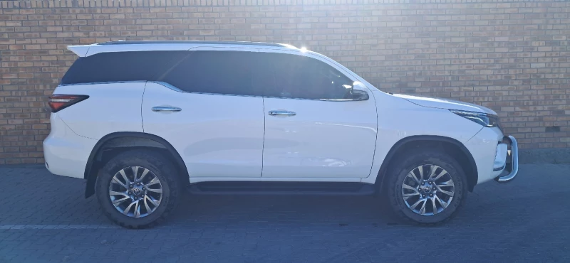 2022 Toyota Fortuner 28gd-6 Vx At