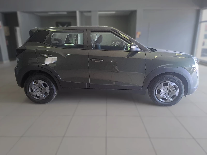 MAHINDRA XUV3X0 1.2T MX2 AT