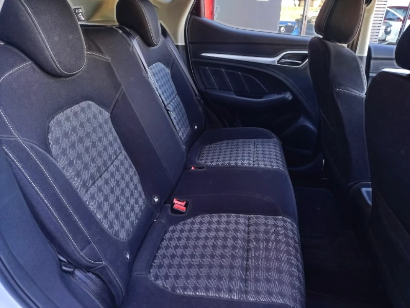 MG ZS 1.5 COMFORT A/T