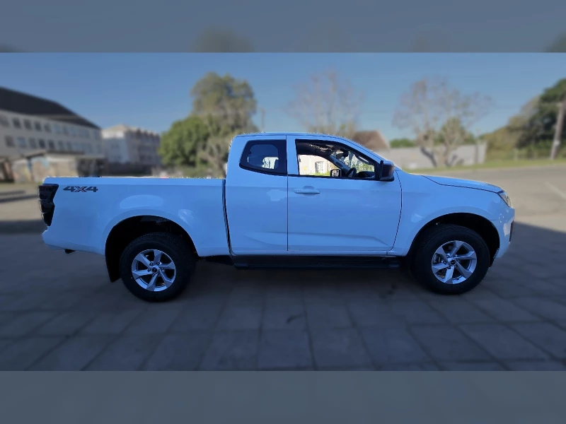 ISUZU 1.9 DDI E/CAB 4X4 LS A/T
