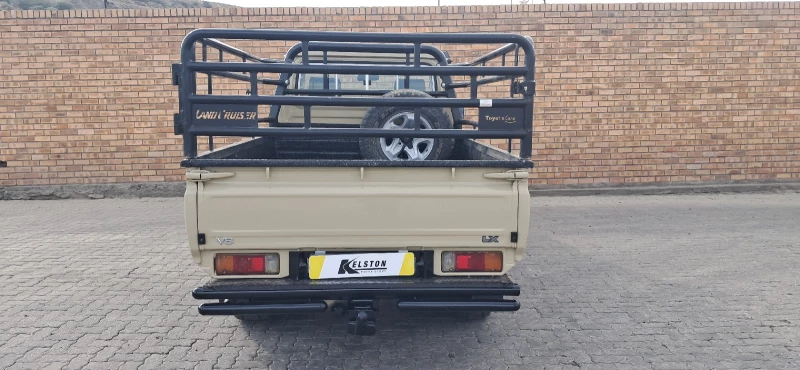 2021 Toyota  Land Cruiser Pick Up 79 45d 70th Ed Pu Sc