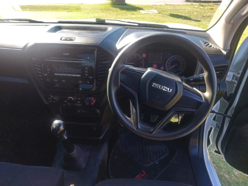 2024 Isuzu 1.9 Ddi Single Cab Hr