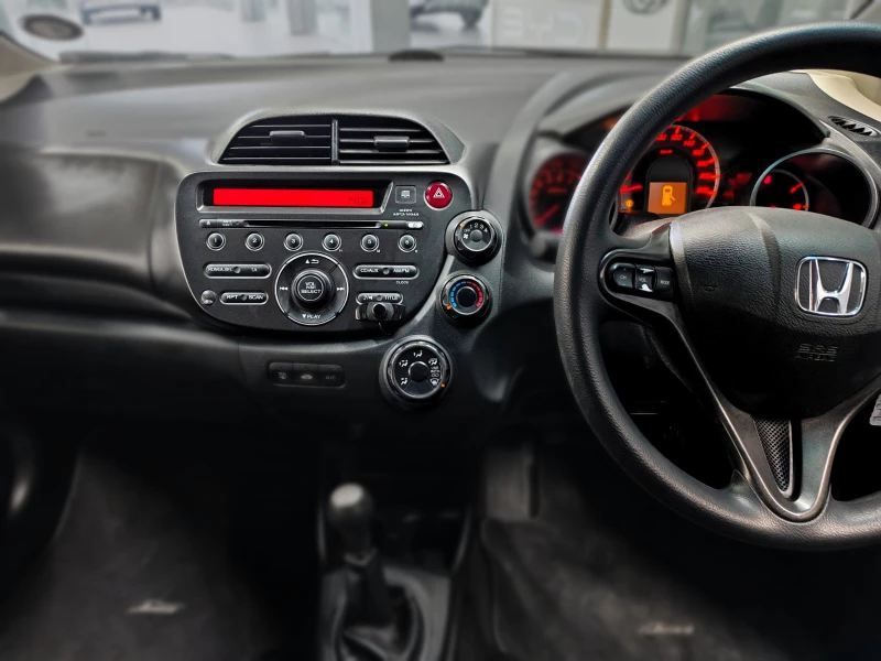 2014 Honda Jazz 13 Comfort