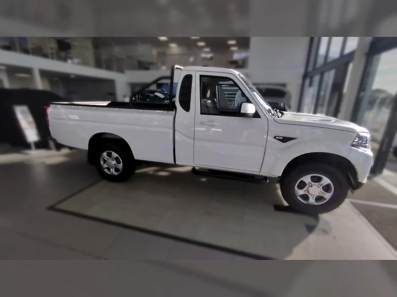 2024 Mahindra Pik Up 2.2 Mhawk Sc 4x2 Mt S6 Refresh