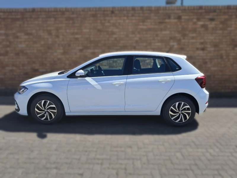 2024 Volkswagen  Polo 10 Tsi 70kw Life Manual
