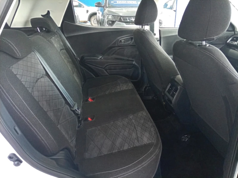 2026 Mahindra Xuv3x0 1.2t Mx2 Mt