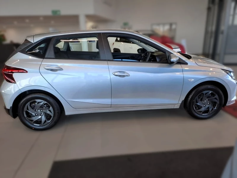 HYUNDAI I20 1.4 PREMIUM AT MY24