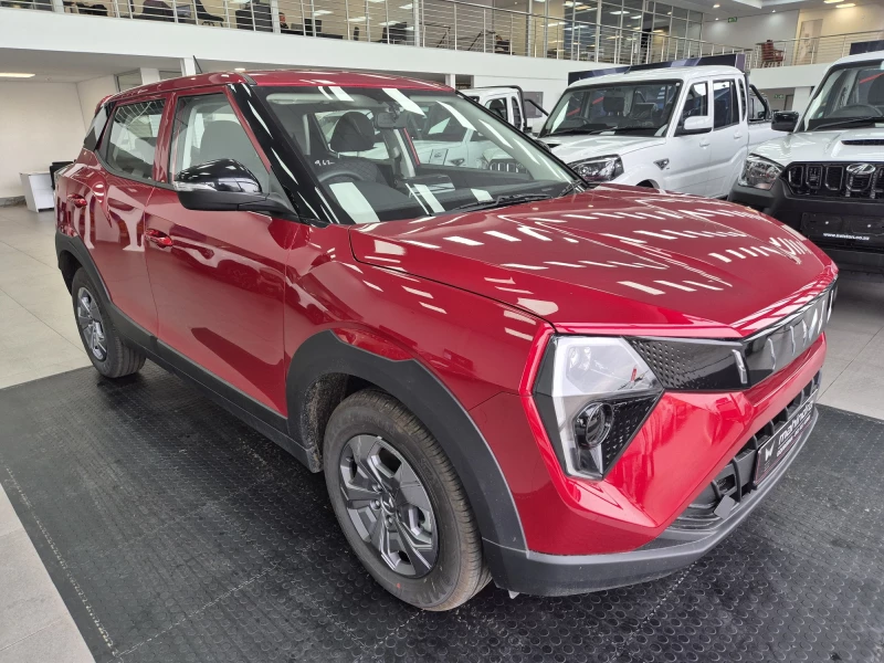 MAHINDRA XUV3X0 1.2T MX2 MT