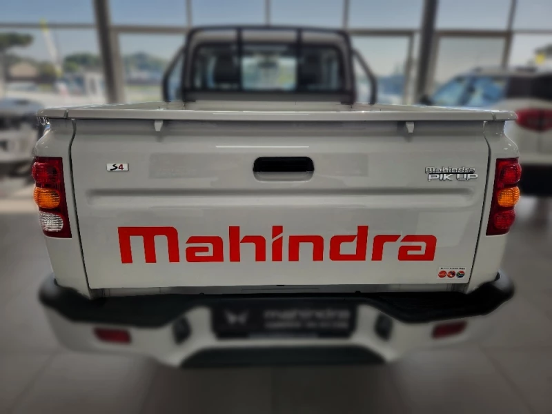 MAHINDRA PIK UP 2.2 MHAWK SC 4X2 MT S4 AIRCON