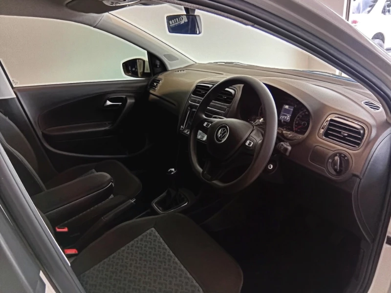 VOLKSWAGEN POLO VIVO 1.4 63KW LIFE