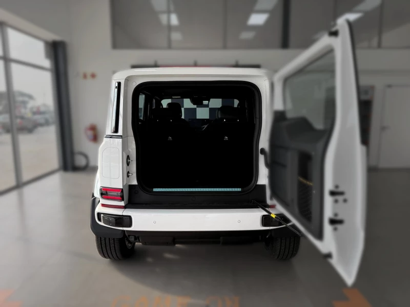 ICAUR V23 AWD