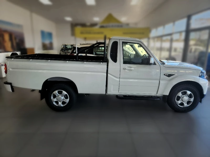MAHINDRA PIK UP 2.2 MHAWK SC 4X2 MT S6 REFRESH