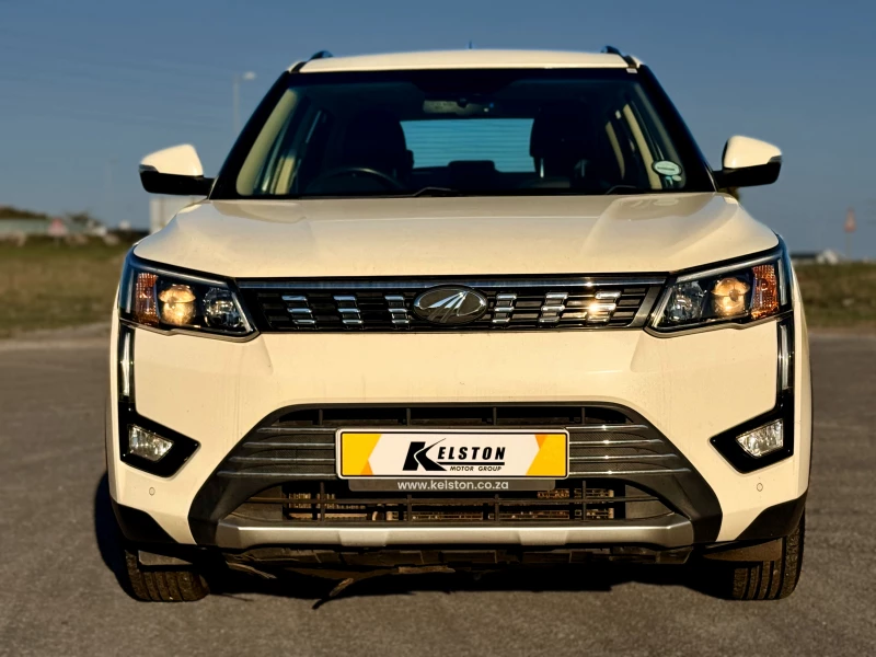 2022 Mahindra Xuv 300 W8 Diesel 1.5 Mt