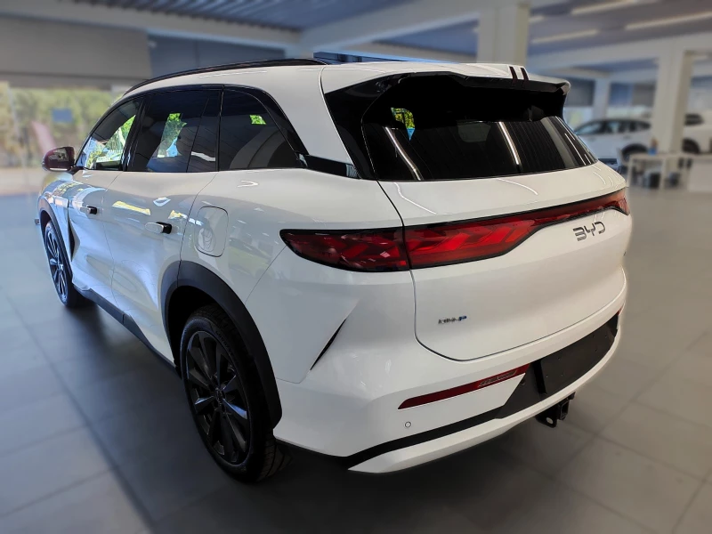 BYD ATTO 8 PERFORMANCE AWD CF-30