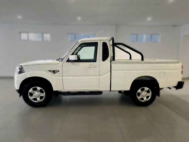 MAHINDRA PIK UP 2.2 MHAWK SC 4X2 MT S6 REFRESH