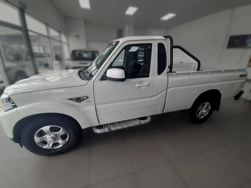 MAHINDRA PIK UP 2.2 MHAWK SC 4X4 S6 REFRESH