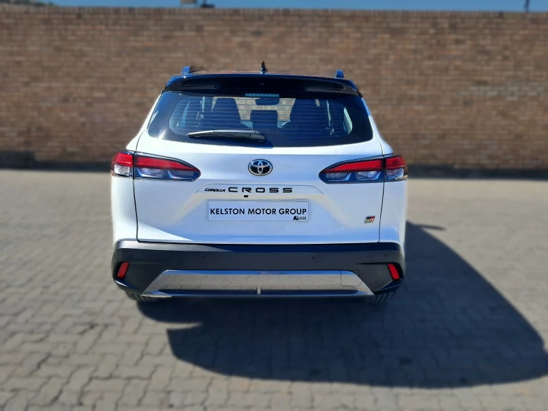 TOYOTA  COROLLA CROSS 18 GR-S