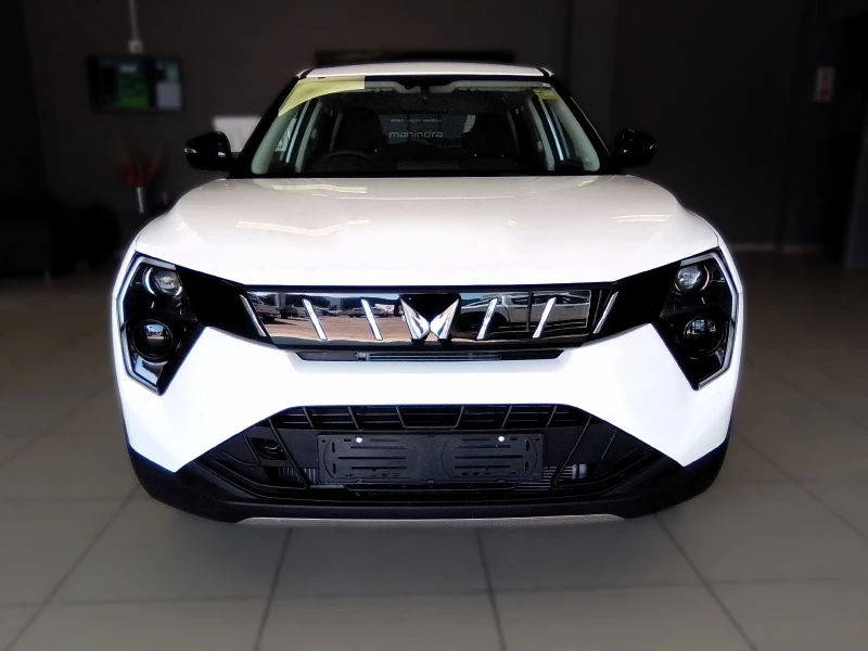 MAHINDRA XUV3X0 1.2T MX2 MT